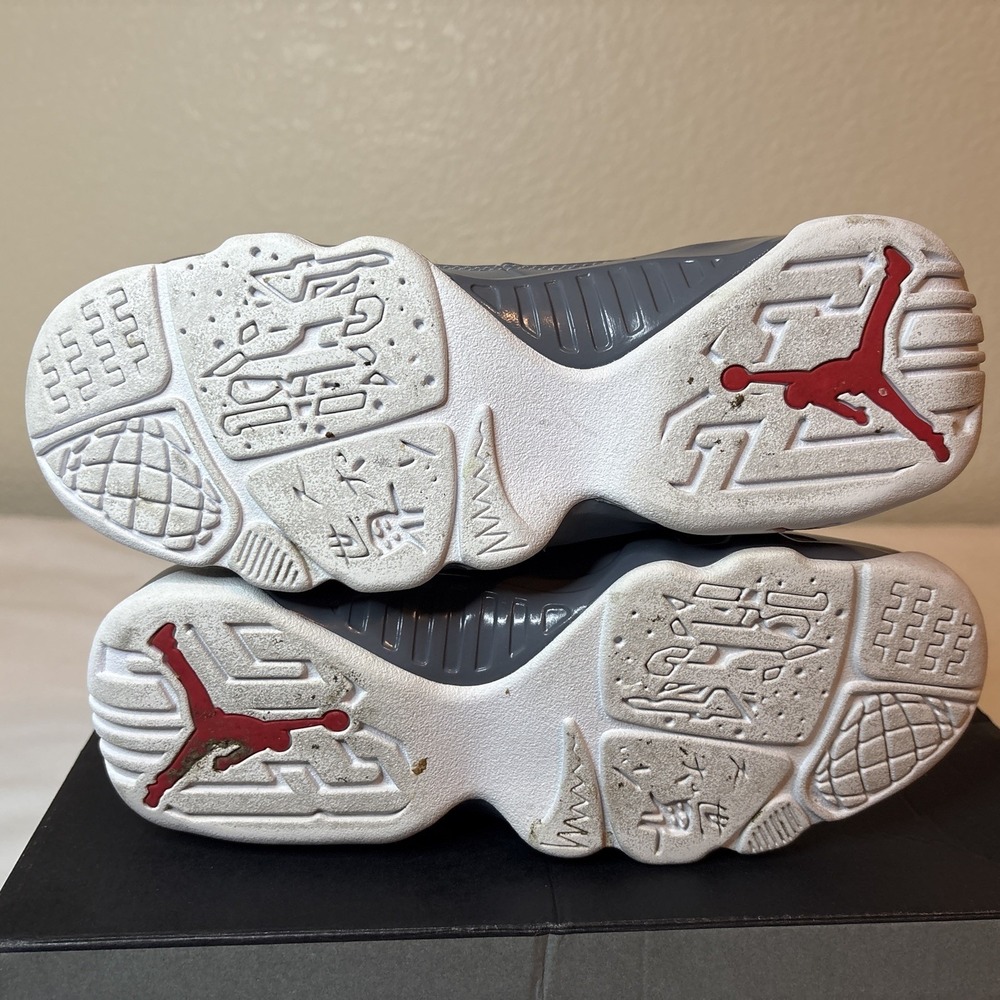 Nike‎ Air Jordan 9 Retro Size 4Y, Fire Red/Cool Grey, 302359-162 - Picture 13 of 16